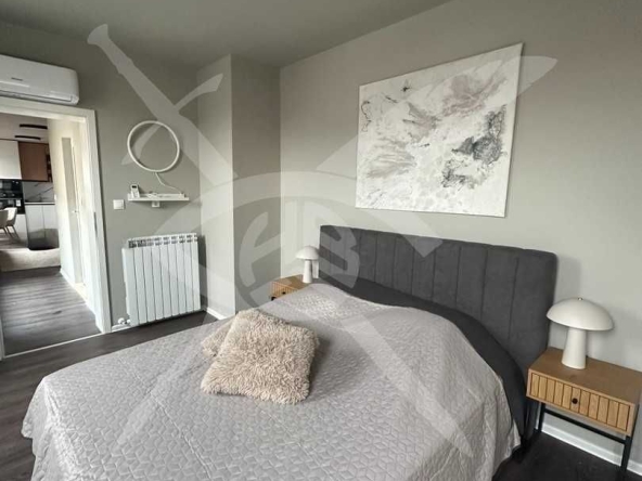 Дава се под наем Двустаен апартамент в София, Зона Б-18 - 70 кв.м за 897.6 € - Снимка #1