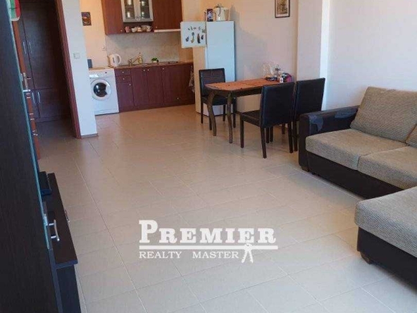 Двустаен апартамент в к.к. Слънчев бряг - 91 кв.м за 1033 €/кв.м - Снимка #1