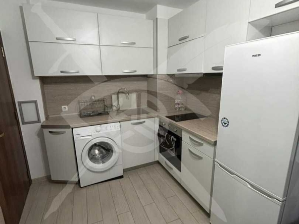Дава се под наем Двустаен апартамент в Варна, Левски - 45 кв.м за 298.86 € - Снимка #1