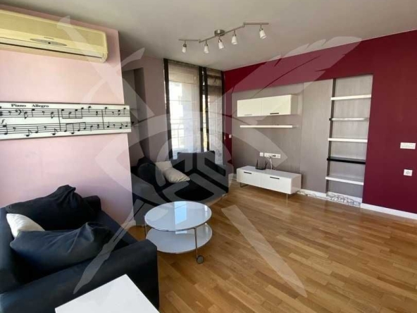 Дава се под наем Тристаен апартамент в София, Подуяне - 100 кв.м за 1047.03 € - Снимка #1