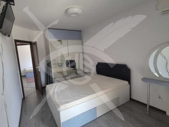 Дава се под наем Тристаен апартамент в София, Младост 3 - 80 кв.м за 1097.01 € - Снимка #1