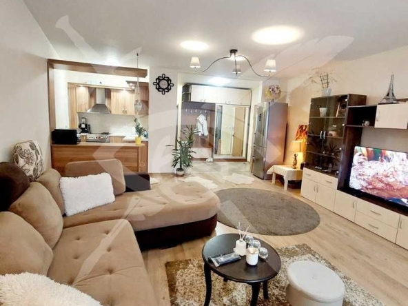 Дава се под наем Тристаен апартамент в София, Витоша - 130 кв.м за 1146.99 € - Снимка #1