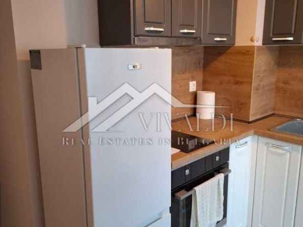 Дава се под наем Двустаен апартамент в Варна, Център - 60 кв.м за 598.23 € - Снимка #1