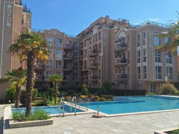Двустаен апартамент в Бургас, Акациите - 51 кв.м за 800 €/кв.м - Снимка #1