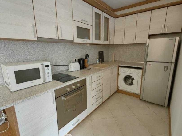 Тристаен апартамент в Бургас, Акациите - 78 кв.м за 641 €/кв.м - Снимка #1