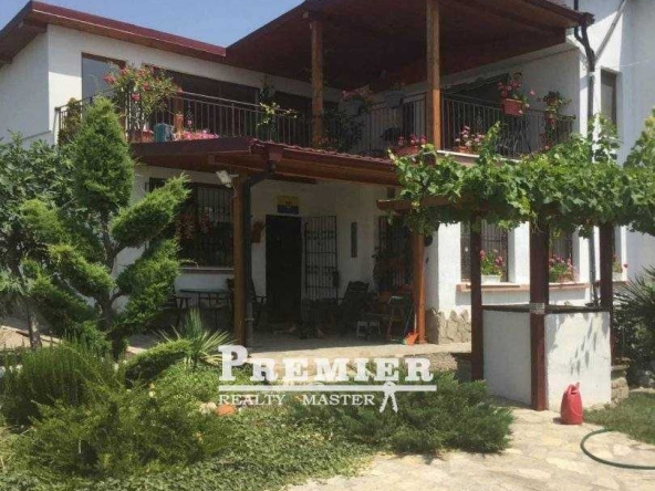 Къща в с. Оризаре, Област Бургас - 242 кв.м за 369 €/кв.м - Снимка #1