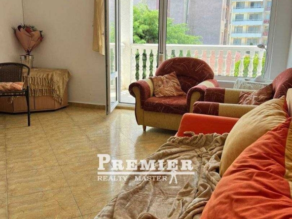 Тристаен апартамент в к.к. Слънчев бряг - 72 кв.м за 1195 €/кв.м - Снимка #1