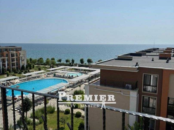 Тристаен апартамент в к.к. Слънчев бряг - 105 кв.м за 2096 €/кв.м - Снимка #1