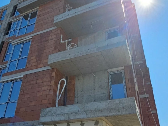 Тристаен апартамент в София, Надежда 1 - 118 кв.м за 2306 €/кв.м - Снимка #1