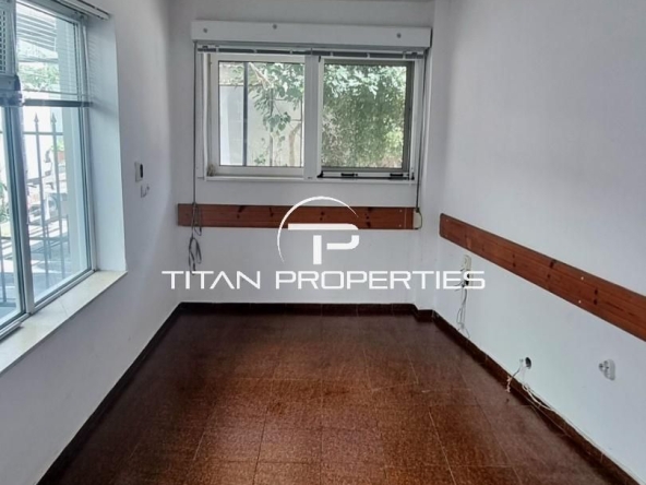 Офис в Бургас, Център - 20 кв.м за 2500 €/кв.м - Снимка #1