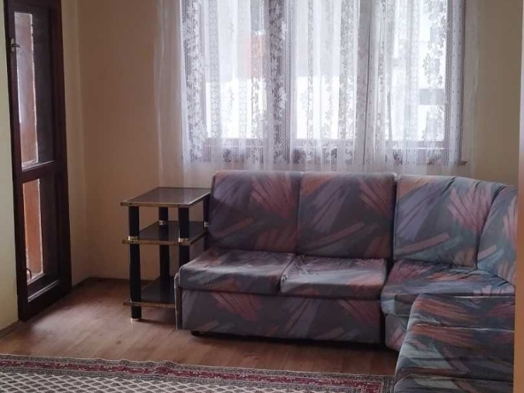 Дава се под наем Двустаен апартамент в Варна, Погреби - 72 кв.м за 433.5 € - Снимка #1