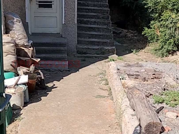 Етаж от къща в Павликени - 120 кв.м за 287 €/кв.м - Снимка #1