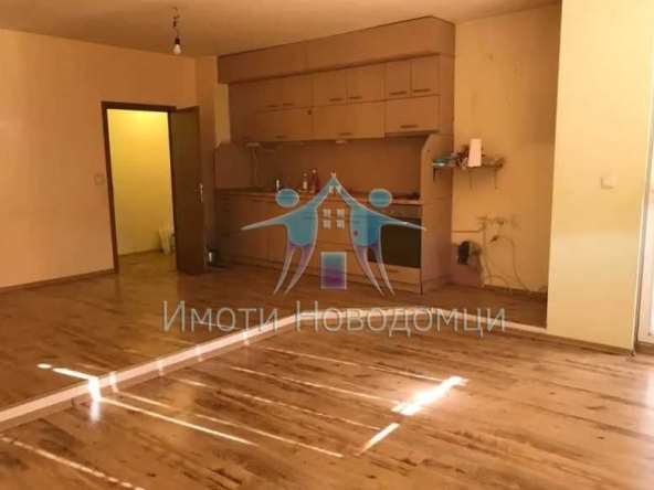 Тристаен апартамент в Шумен, Пазара - 88 кв.м за 1438 €/кв.м - Снимка #1