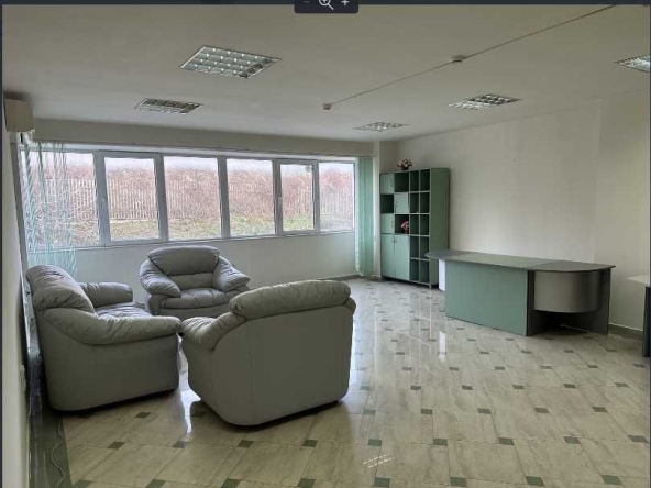 Дава се под наем Офис в Варна, Северна промишлена зона - 113 кв.м за 688.5 € - Снимка #1