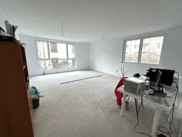 Магазин в София, Лагера - 135 кв.м за 2075 €/кв.м - Снимка #1