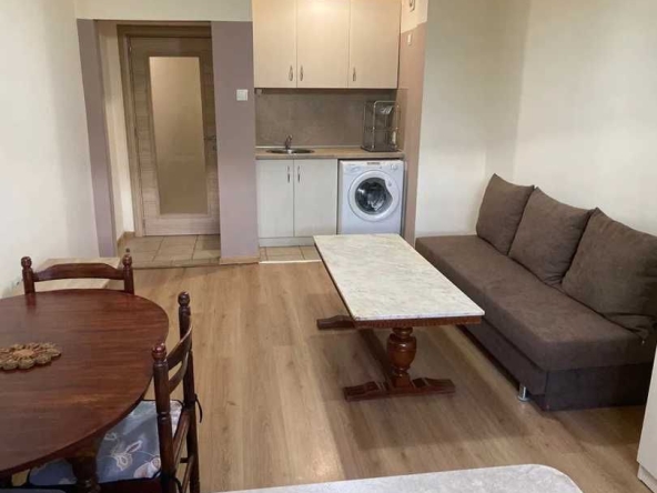 Дава се под наем Тристаен апартамент в Пловдив, Гагарин - 75 кв.м за 340 € - Снимка #1