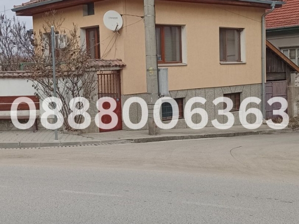 Къща в с. Костенец, Област София-област - 130 кв.м за 1377 €/кв.м - Снимка #1