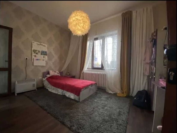 Тристаен апартамент в София, Лозенец - 108 кв.м за 1848 €/кв.м - Снимка #1