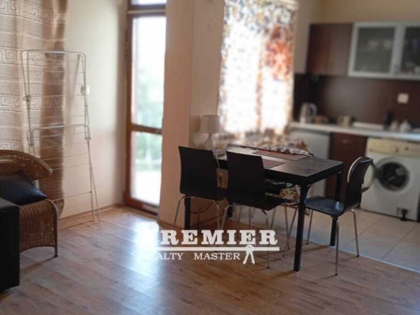 Двустаен апартамент в к.к. Слънчев бряг - 59 кв.м за 683 €/кв.м - Снимка #1