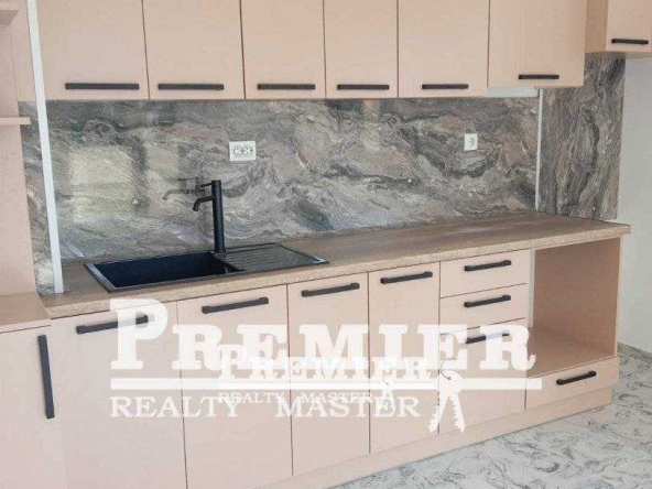 Тристаен апартамент в к.к. Слънчев бряг - 102 кв.м за 525 €/кв.м - Снимка #1