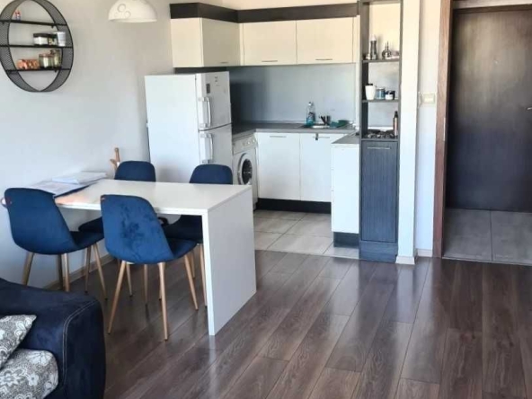 Дава се под наем Двустаен апартамент в Велико Търново, Център - 68 кв.м за 357 € - Снимка #1