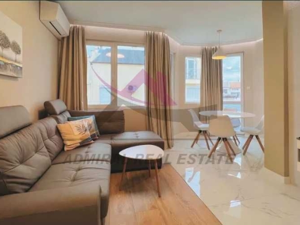 Дава се под наем Двустаен апартамент в Варна, Операта - 63 кв.м за 700 € - Снимка #1