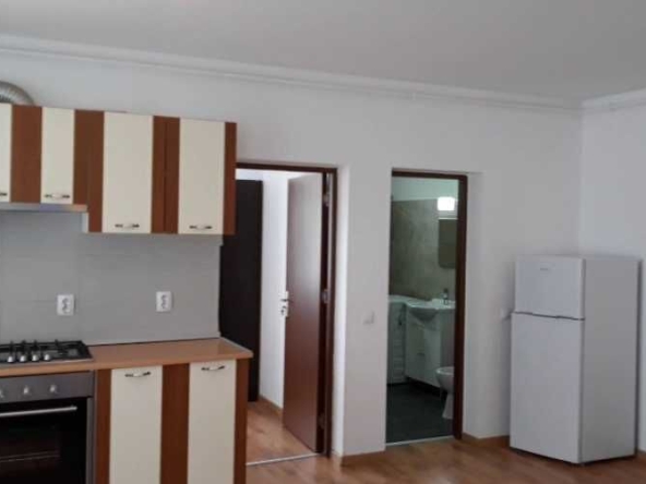 Дава се под наем Двустаен апартамент в Пловдив, Мараша - 52 кв.м за 306 € - Снимка #1