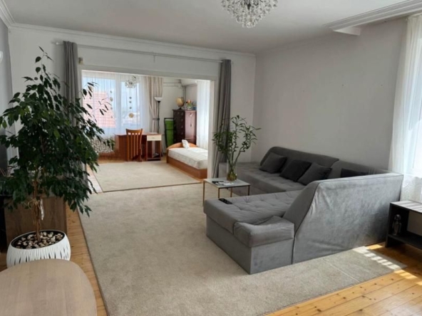 Дава се под наем Двустаен апартамент в София, Драгалевци - 138 кв.м за 800 € - Снимка #1