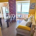 Дава се под наем Четиристаен апартамент в Варна, ВИНС - 110 кв.м за 1200 € - Снимка #1