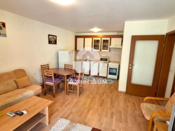 Двустаен апартамент в к.к. Елените - 75 кв.м за 972 €/кв.м - Снимка #1
