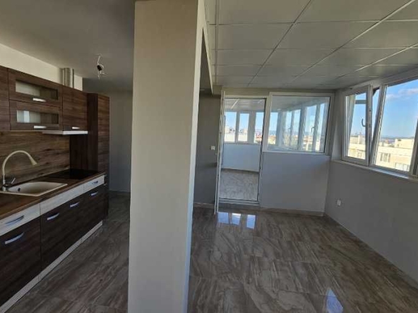 Мезонет в Бургас, Лазур - 276 кв.м за 1395 €/кв.м - Снимка #1