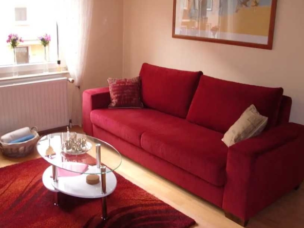 Дава се под наем Двустаен апартамент в Пловдив, Тракия - 66 кв.м за 275 € - Снимка #1