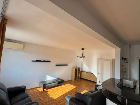 Дава се под наем Многостаен апартамент в София, Борово - 172 кв.м за 1300 € - Снимка #1