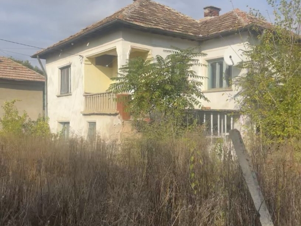Къща в с. Градежница, Област Ловеч - 74 кв.м за 104 €/кв.м - Снимка #1