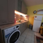 Дава се под наем Четиристаен апартамент в Бургас, Център - 72 кв.м за 357 € - Снимка #1