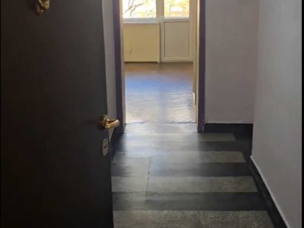 Дава се под наем Двустаен апартамент в Пловдив, Гагарин - 80 кв.м за 248.88 € - Снимка #1