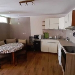 Дава се под наем Едностаен апартамент в Бургас, Възраждане - 56 кв.м за 229.5 € - Снимка #1