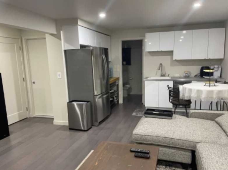 Дава се под наем Двустаен апартамент в Пловдив, Христо Смирненски - 60 кв.м за 269.28 € - Снимка #1