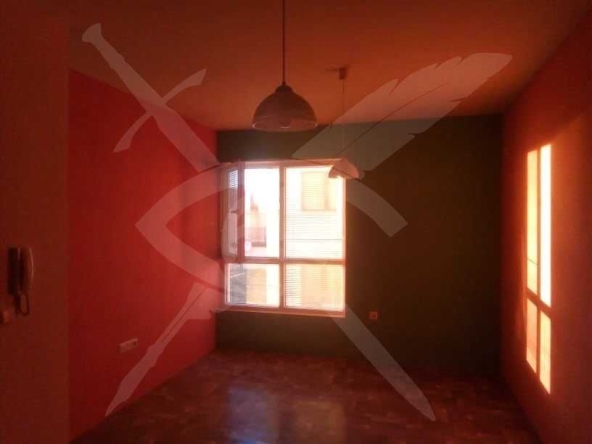 Дава се под наем Едностаен апартамент в Варна, Възраждане 3 - 30 кв.м за 210 € - Снимка #1