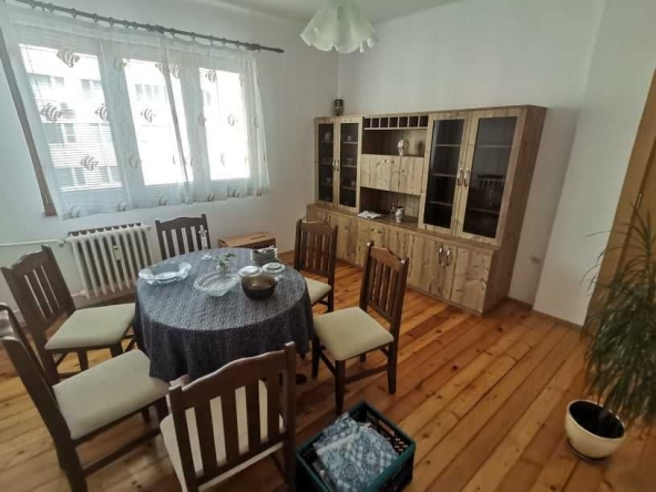 Дава се под наем Двустаен апартамент в София, Център - 65 кв.м за 398.82 € - Снимка #1