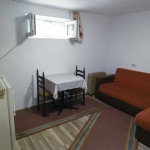 Дава се под наем Едностаен апартамент в Бургас, Център - 20 кв.м за 153 € - Снимка #1