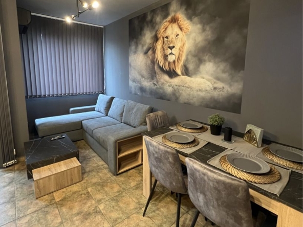 Дава се под наем Тристаен апартамент в Варна, м-т Св. Никола - 71 кв.м за 561 € - Снимка #1