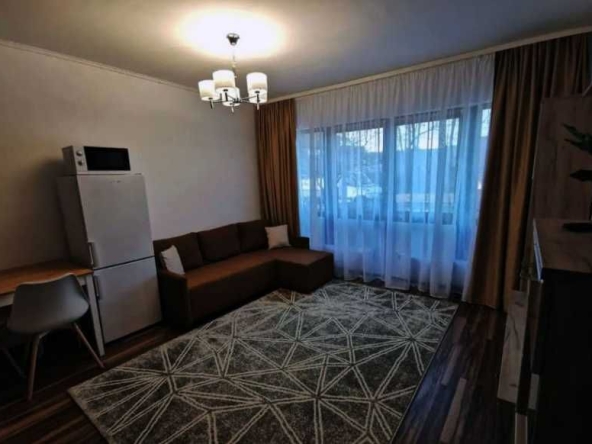 Дава се под наем Двустаен апартамент в Пловдив, Тракия - 58 кв.м за 209.1 € - Снимка #1