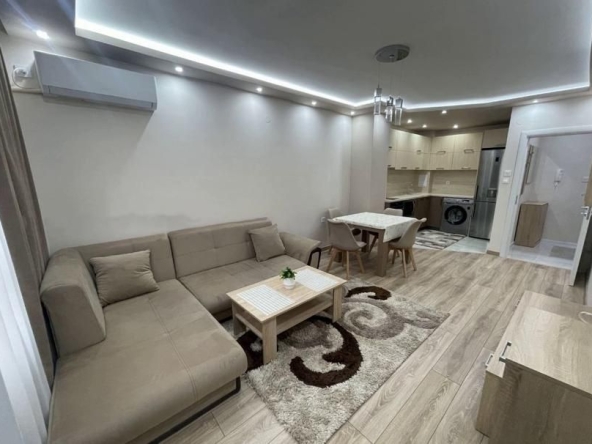 Дава се под наем Двустаен апартамент в Пловдив, Тракия - 65 кв.м за 402.9 € - Снимка #1