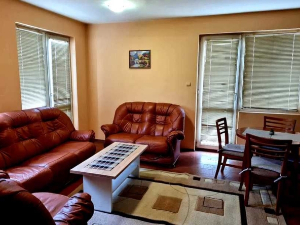 Дава се под наем Мезонет в Пловдив, Център - 130 кв.м за 400 € - Снимка #1