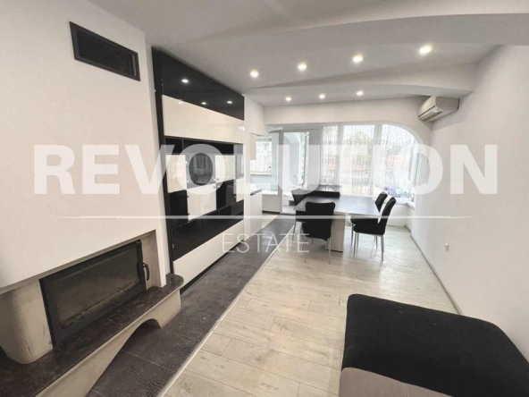 Дава се под наем Тристаен апартамент в Варна, Колхозен пазар - 69 кв.м за 458.49 € - Снимка #1