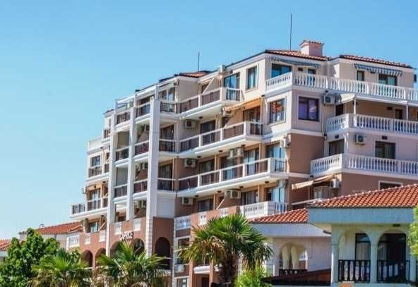 Тристаен апартамент в Свети Влас - 93 кв.м за 702 €/кв.м - Снимка #1