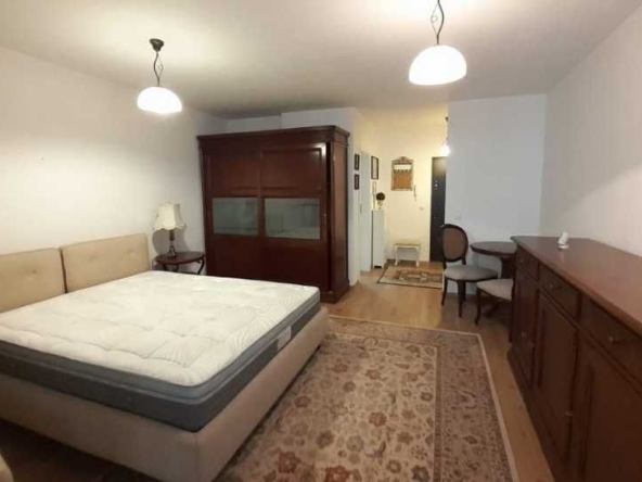 Дава се под наем Двустаен апартамент в Пловдив, Център - 44 кв.м за 188.7 € - Снимка #1