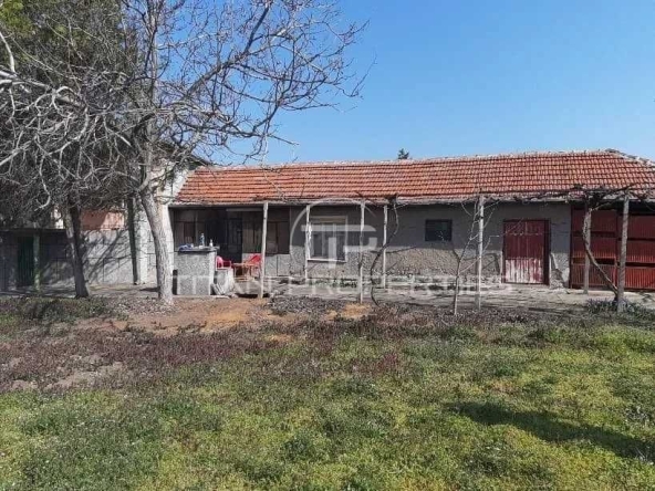 Къща в с. Чешнегирово, Област Пловдив - 145 кв.м за 359 €/кв.м - Снимка #1