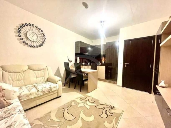 Тристаен апартамент в к.к. Слънчев бряг - 69 кв.м за 1131 €/кв.м - Снимка #1